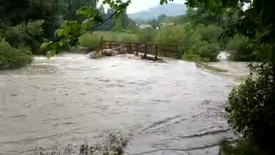 Uwaga! Bardzo wysoki poziom rzeki Ropa