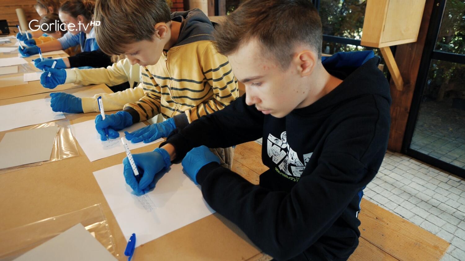 Warsztaty graficzne z młodzieżą w Malowanych Wierchach w Gładyszowie