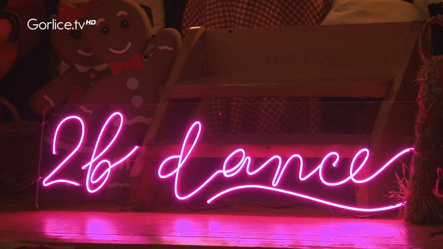 The Beściaki z GOK Sękowa w świątecznym pokazie