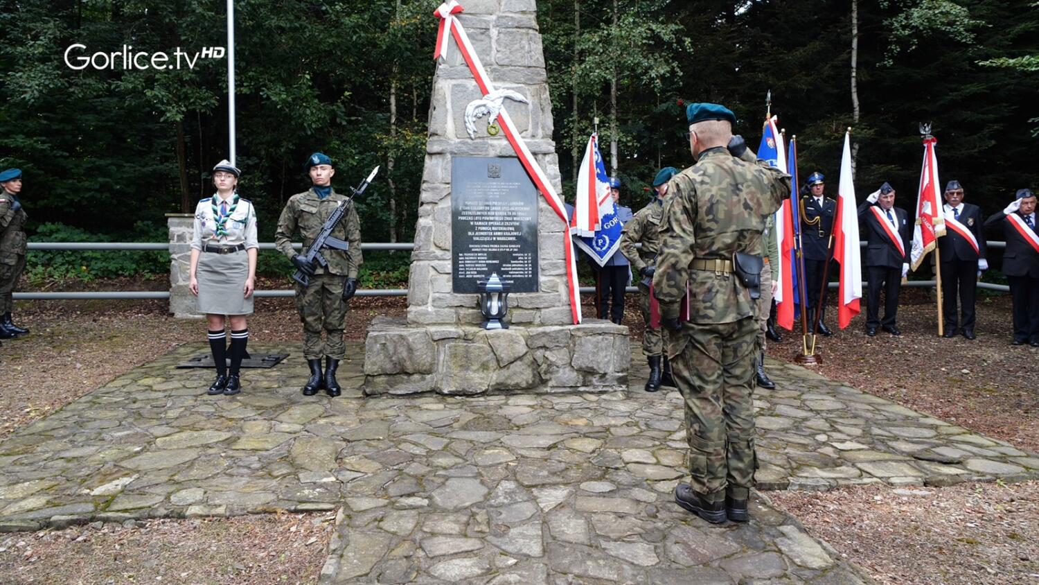 Uroczystości w Krzywej-Banicy z okazji 81-ej rocznicy śmierci załogi bombowca Halifax