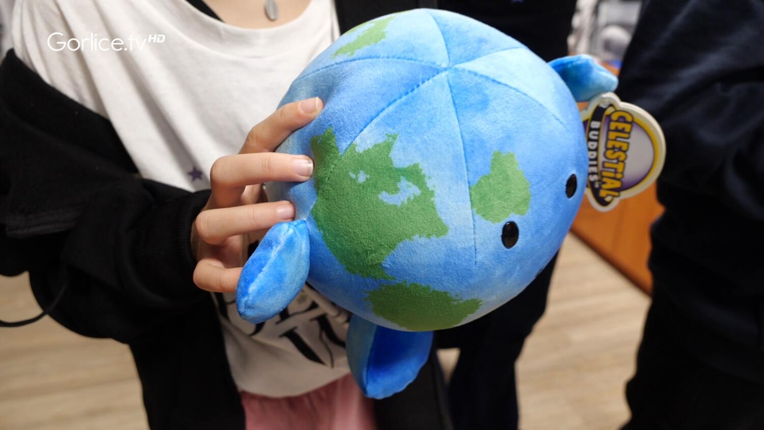 „Kosmiczni Odkrywcy” zawitali do Szkoły Podstawowej im. Aleksandry Wisłockiej w Gładyszowie