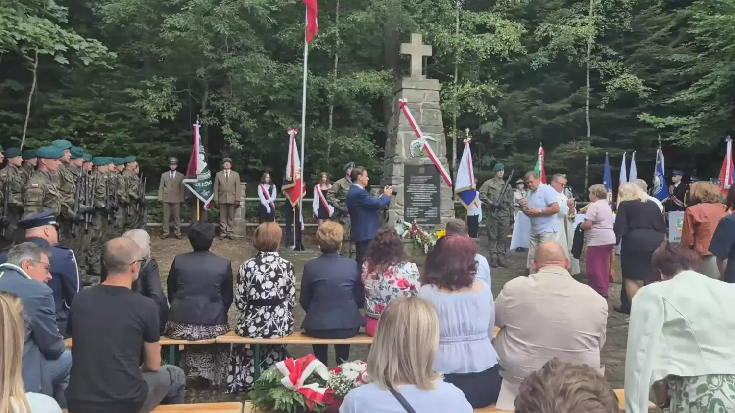 Obchody 82. rocznicy bohaterskiej śmierci polskich lotników.mp4